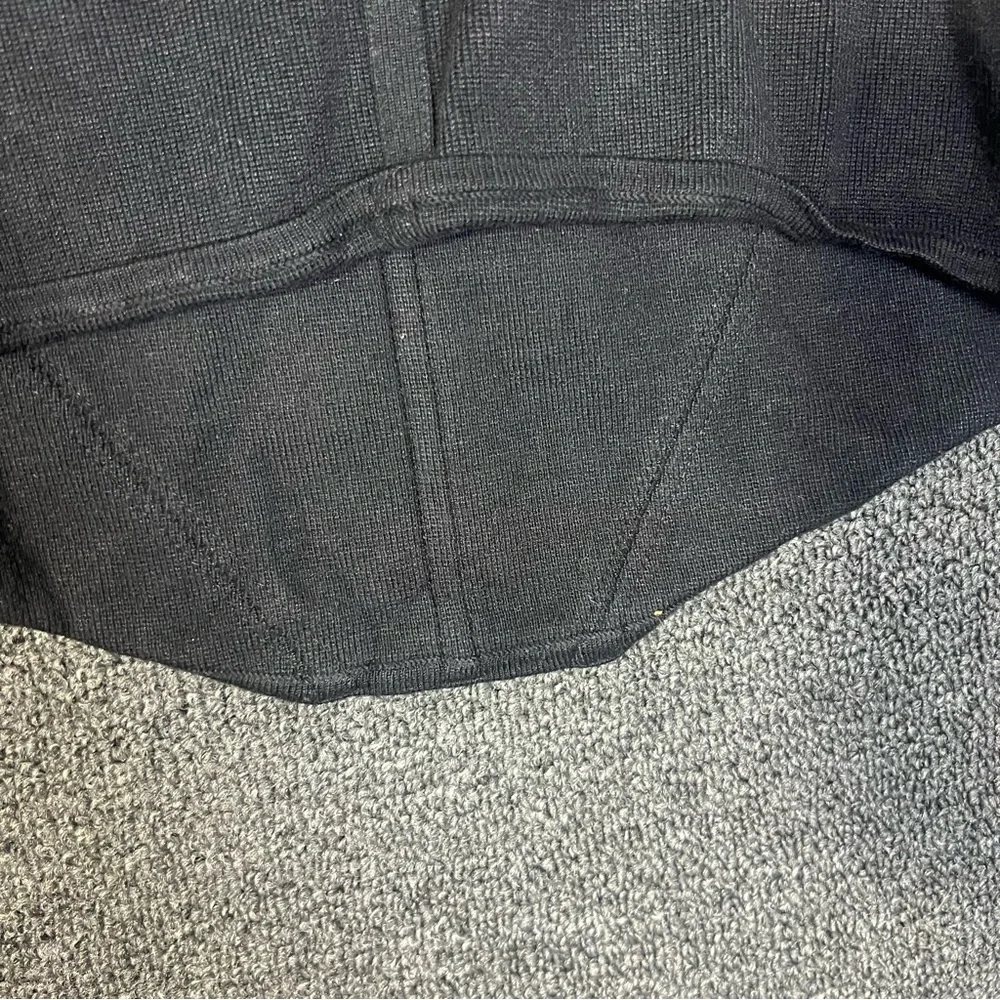 House of Harlow Black Knit Crop Tank, Large - Picture 7 of 9